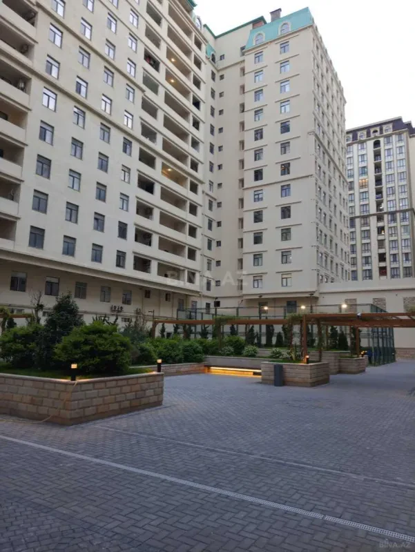 Satılır 2 otaqlı mənzil 85 m²