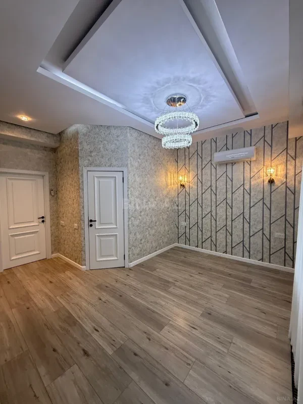 Kirayə verilir 5 otaqlı ofis 210 m²