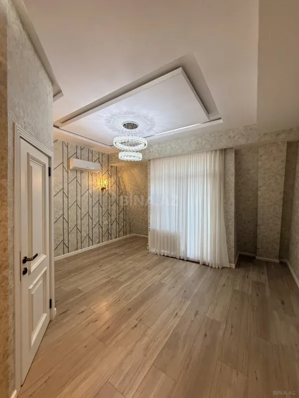 Kirayə verilir 5 otaqlı ofis 210 m²