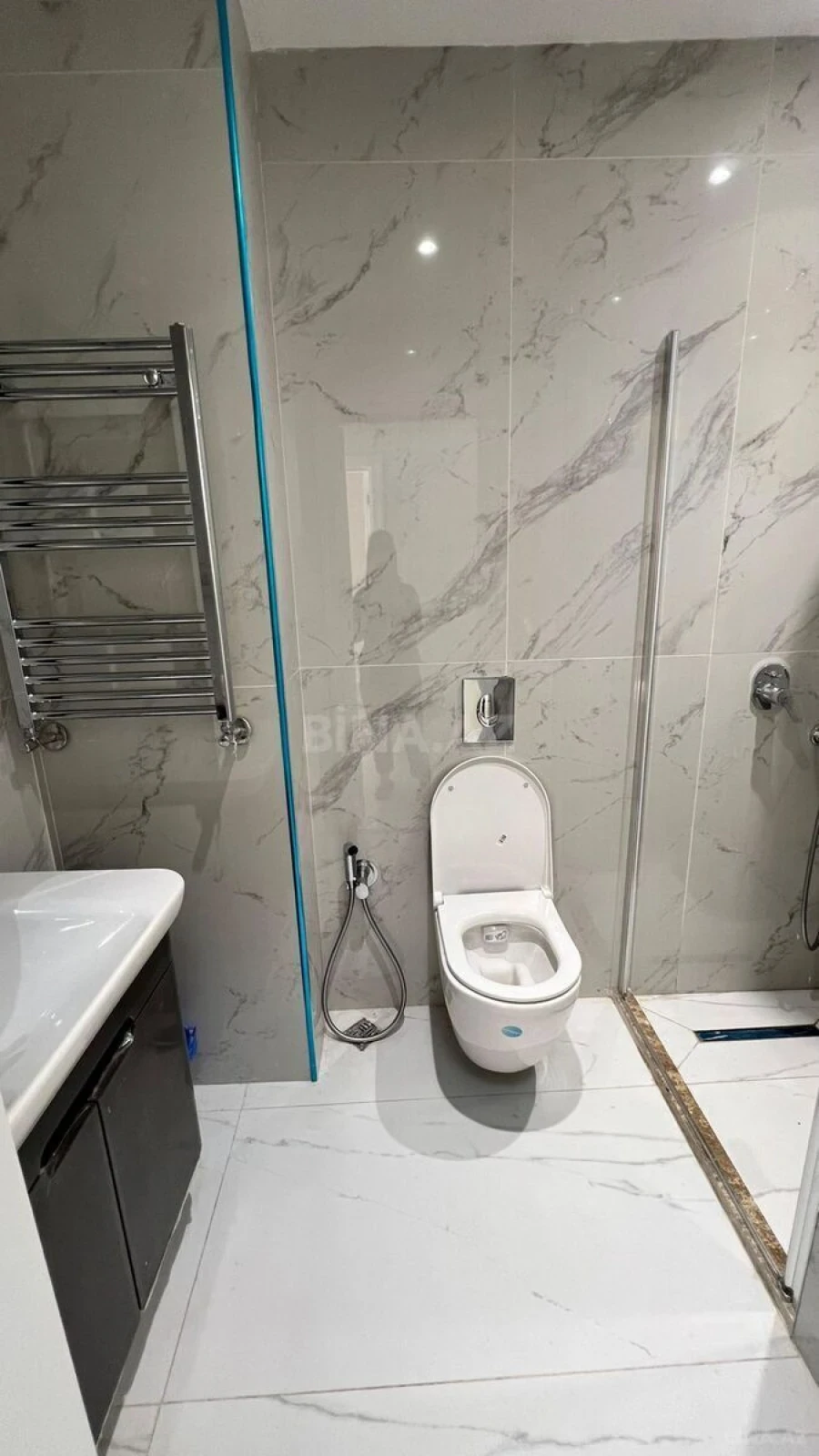 Kirayə verilir 2 otaqlı mənzil 41 m²