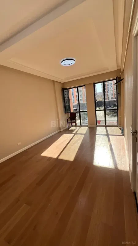 Kirayə verilir 2 otaqlı mənzil 41 m²