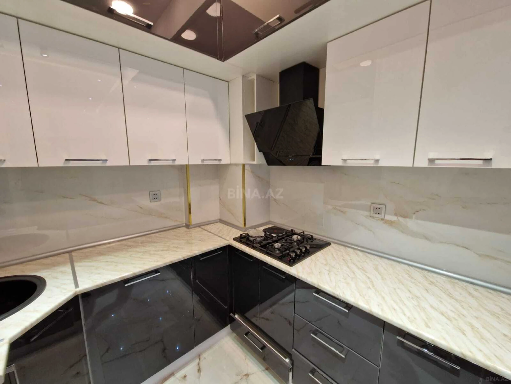 Kirayə verilir 3 otaqlı mənzil 90 m²