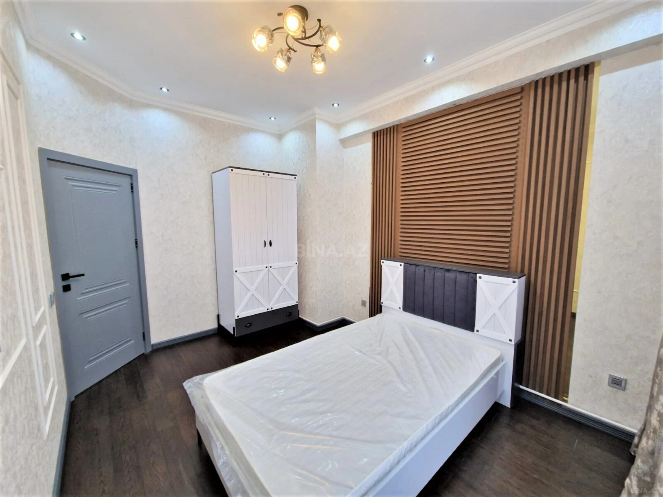 Kirayə verilir 3 otaqlı mənzil 90 m²