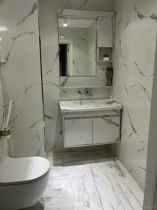 Satılır 3 otaqlı mənzil 110 m²