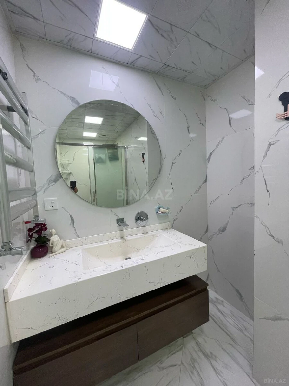 Satılır 3 otaqlı mənzil 110 m²