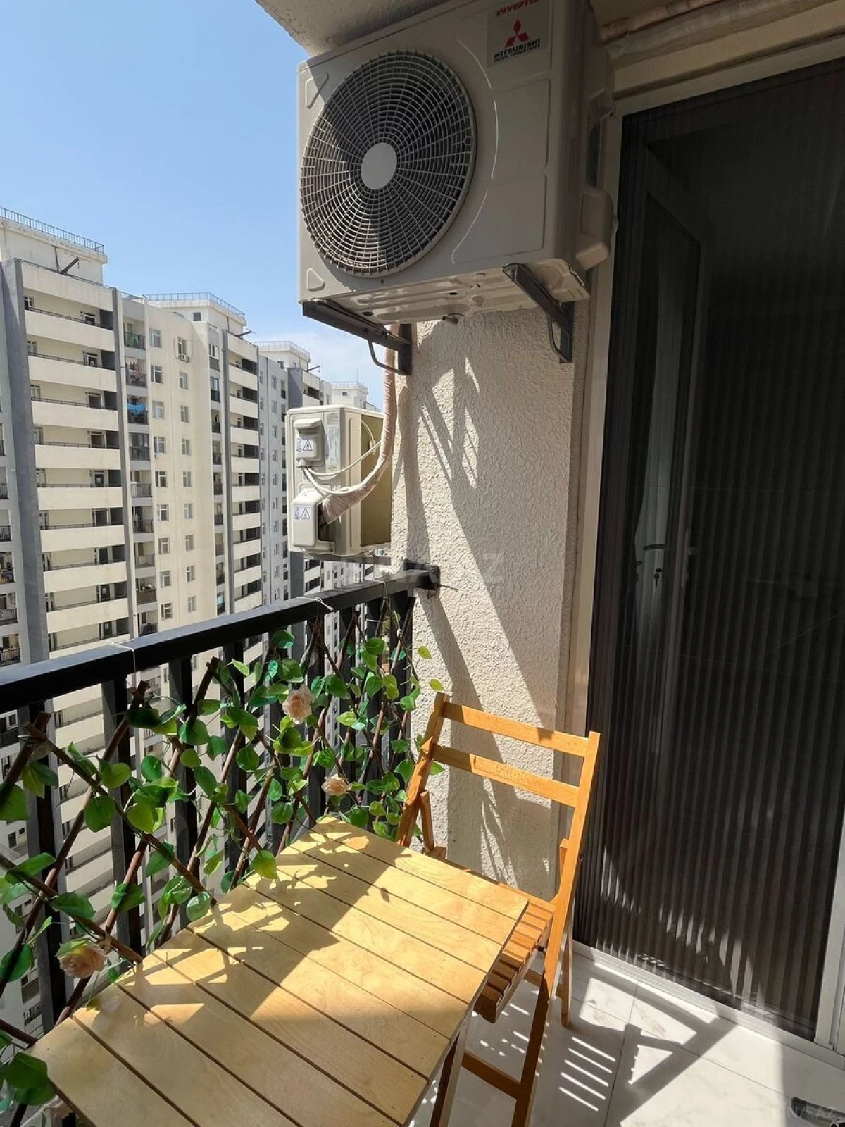 Satılır 3 otaqlı mənzil 110 m²