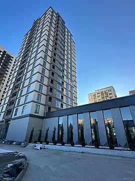 Satılır 3 otaqlı mənzil 133 m²