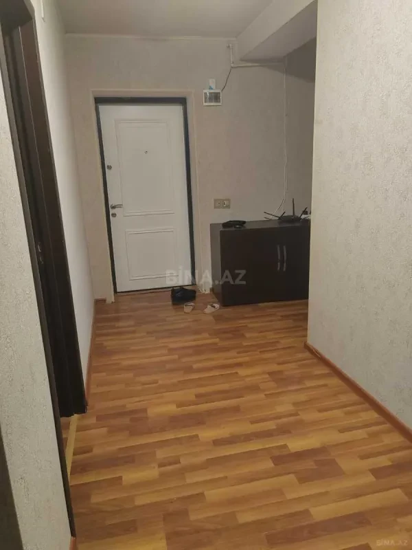 Satılır 4 otaqlı mənzil 91 m²
