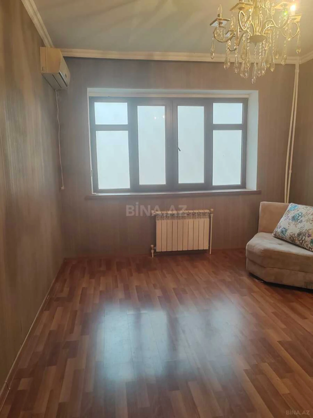 Satılır 4 otaqlı mənzil 91 m²