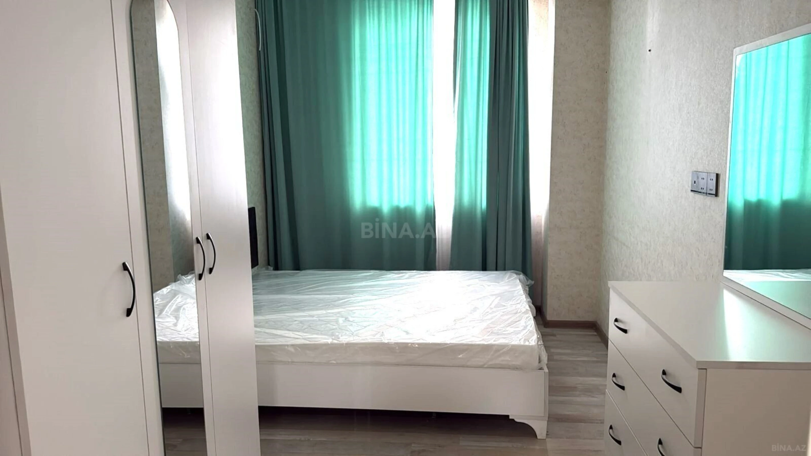 Kirayə verilir 3 otaqlı mənzil 100 m²