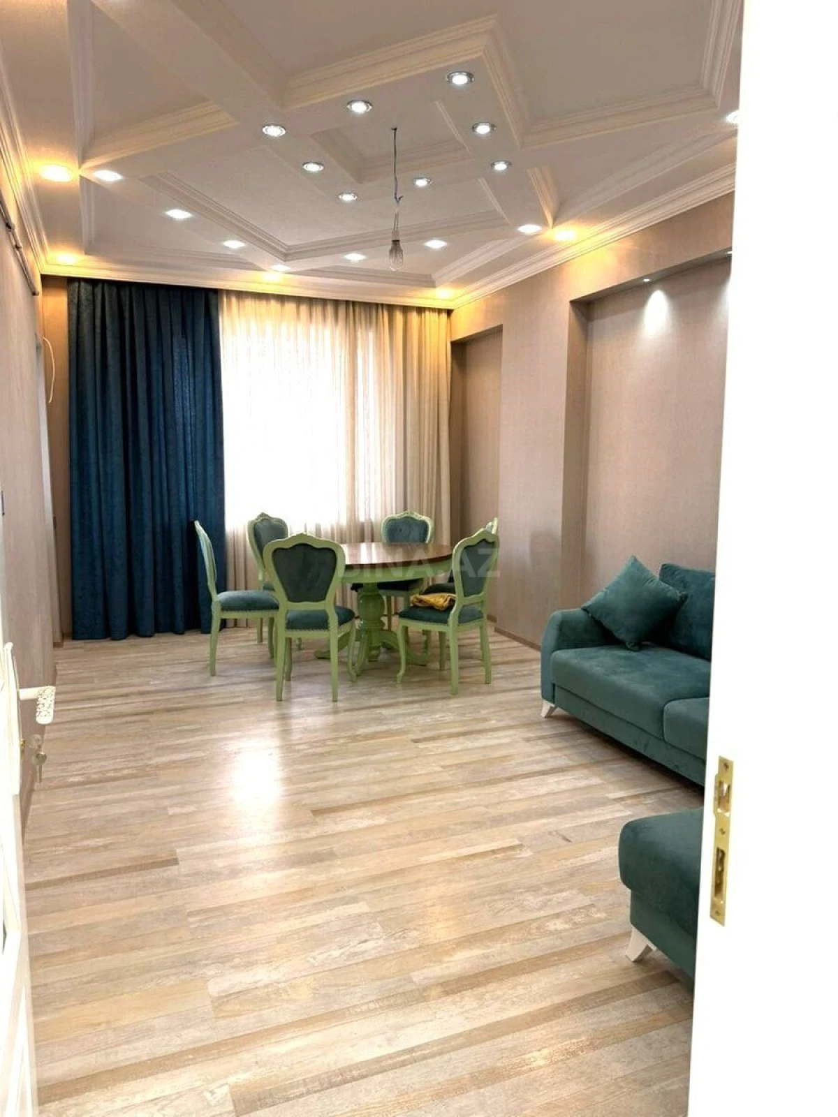 Kirayə verilir 3 otaqlı mənzil 100 m²