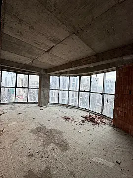 Satılır 4 otaqlı mənzil 208 m²