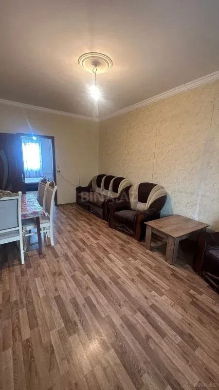Kirayə verilir 2 otaqlı mənzil 50 m²