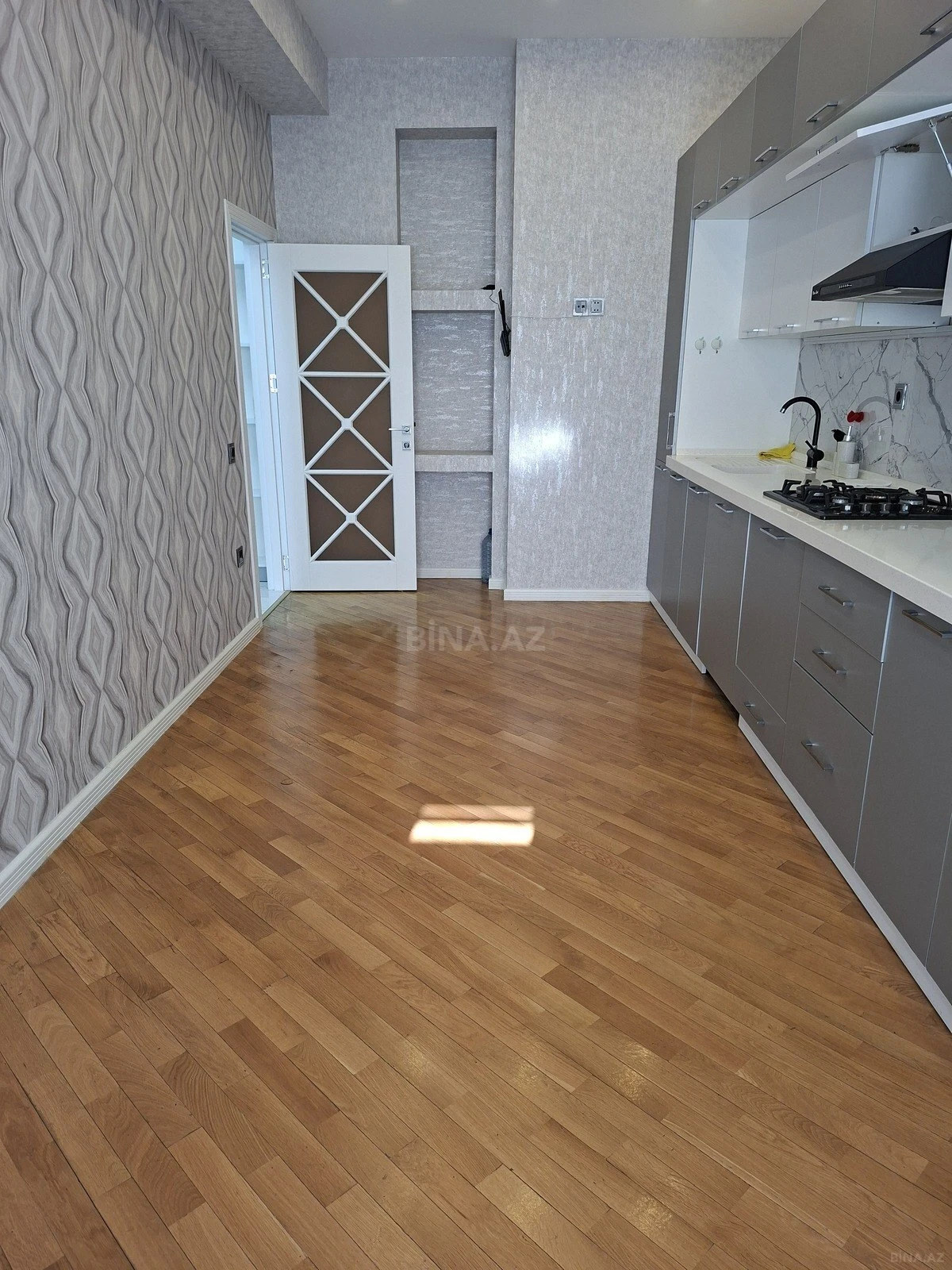 Satılır 3 otaqlı mənzil 100 m²