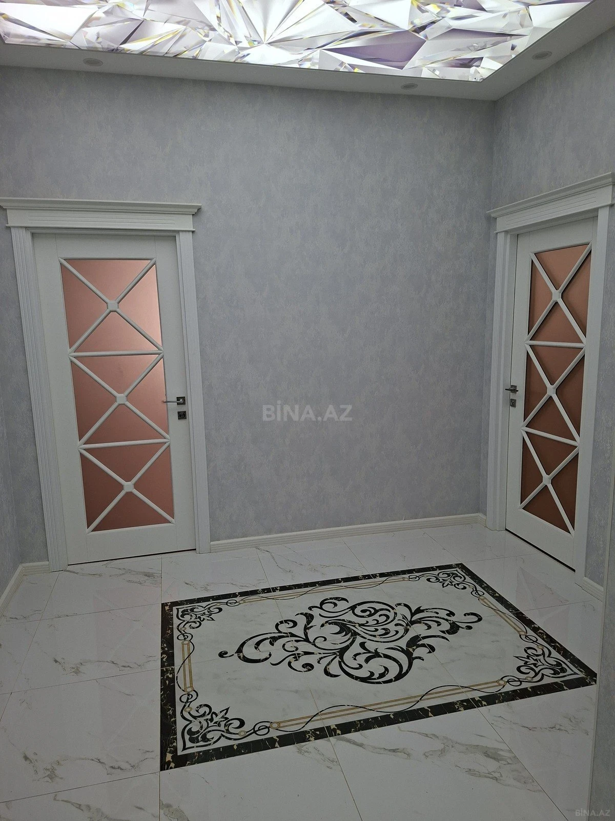 Satılır 3 otaqlı mənzil 100 m²