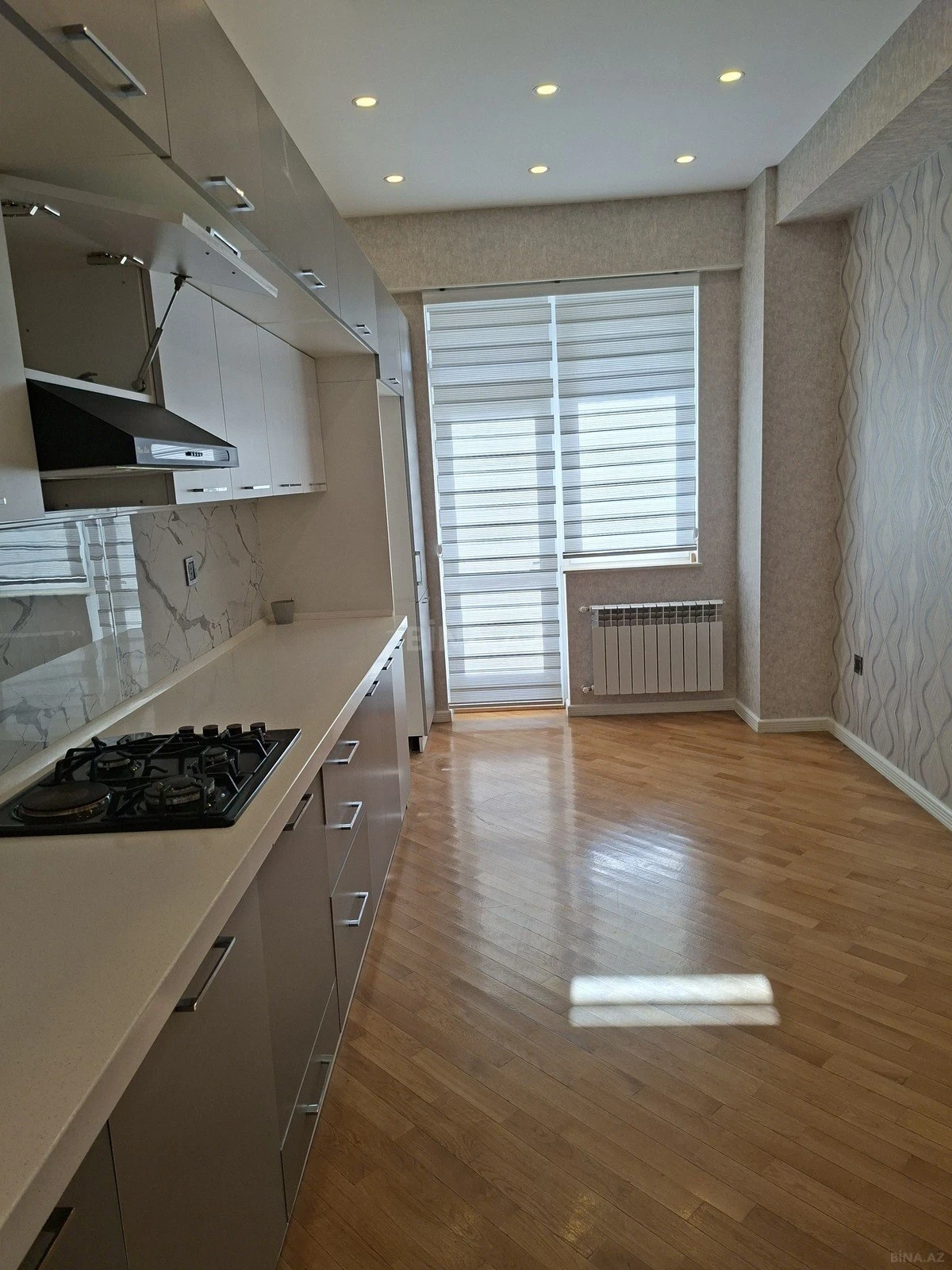 Satılır 3 otaqlı mənzil 100 m²