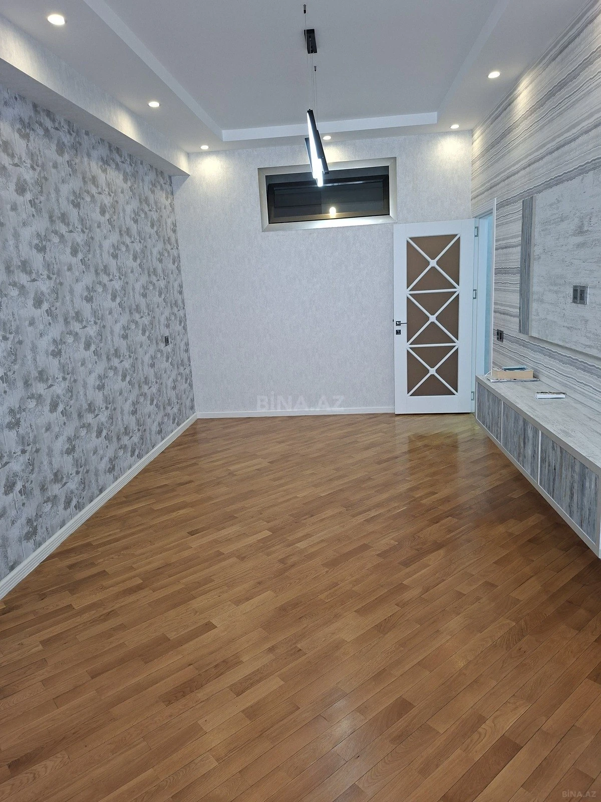Satılır 3 otaqlı mənzil 100 m²