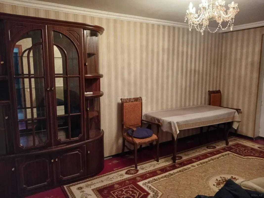 Kirayə verilir 2 otaqlı mənzil 60 m²
