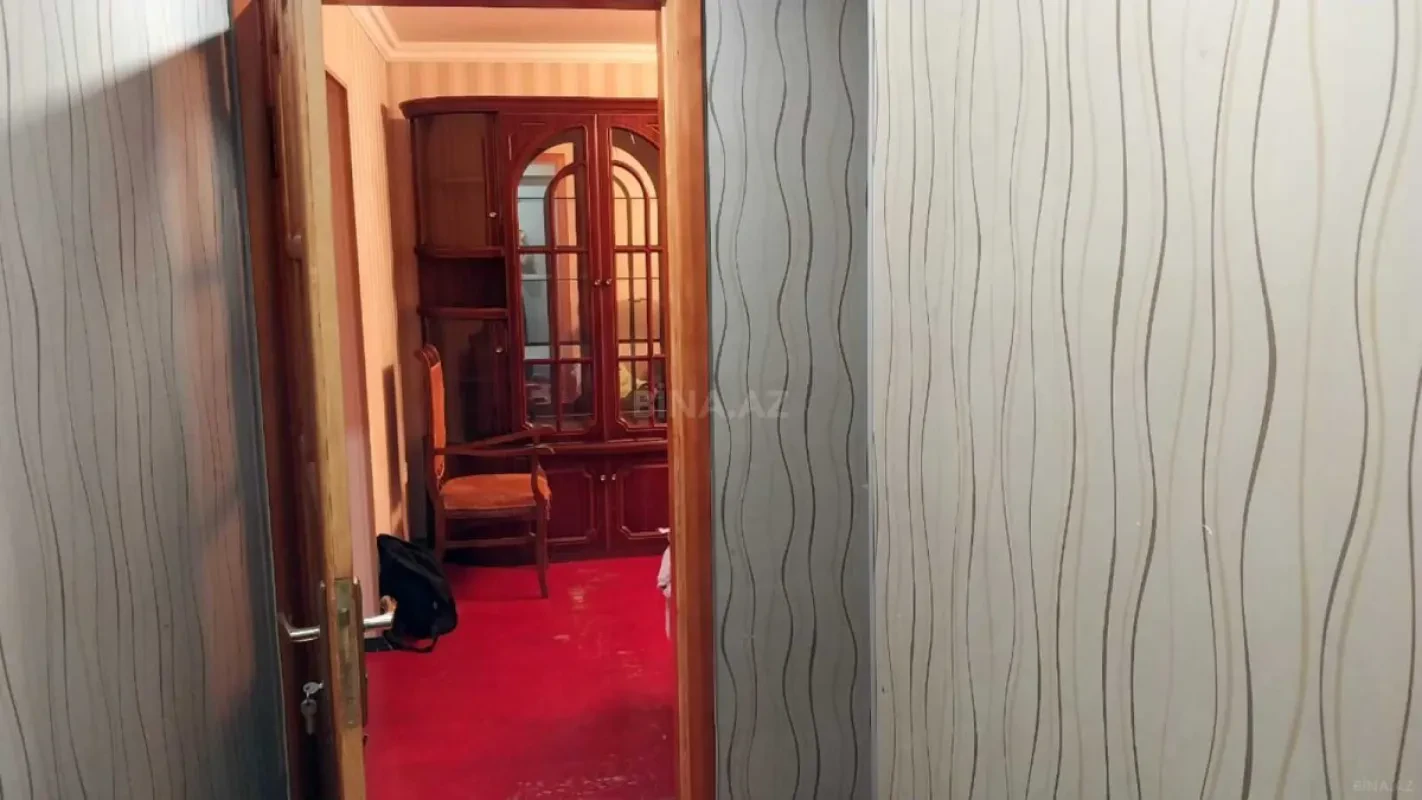 Kirayə verilir 2 otaqlı mənzil 60 m²