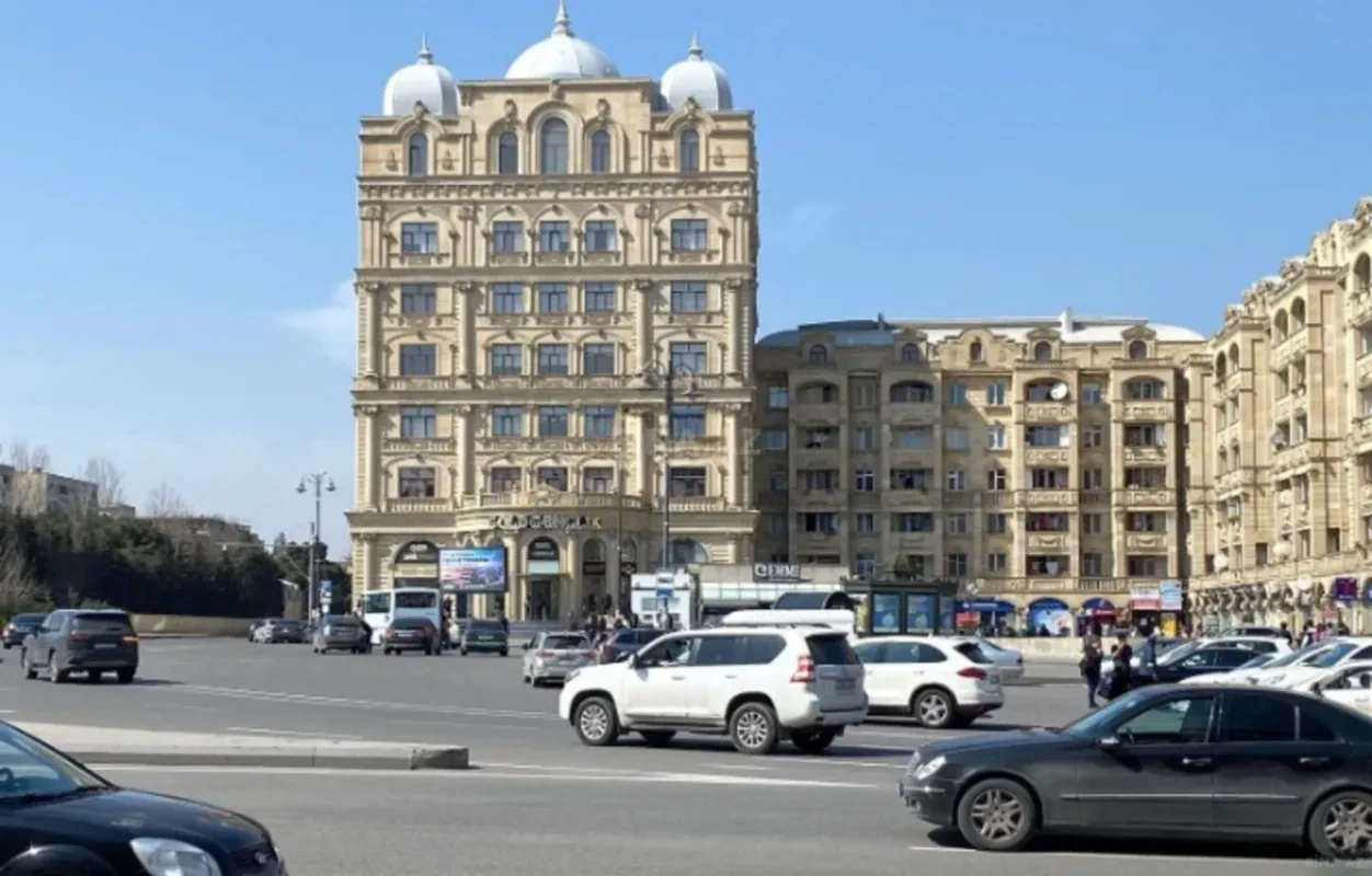 Satılır 3 otaqlı mənzil 65 m²