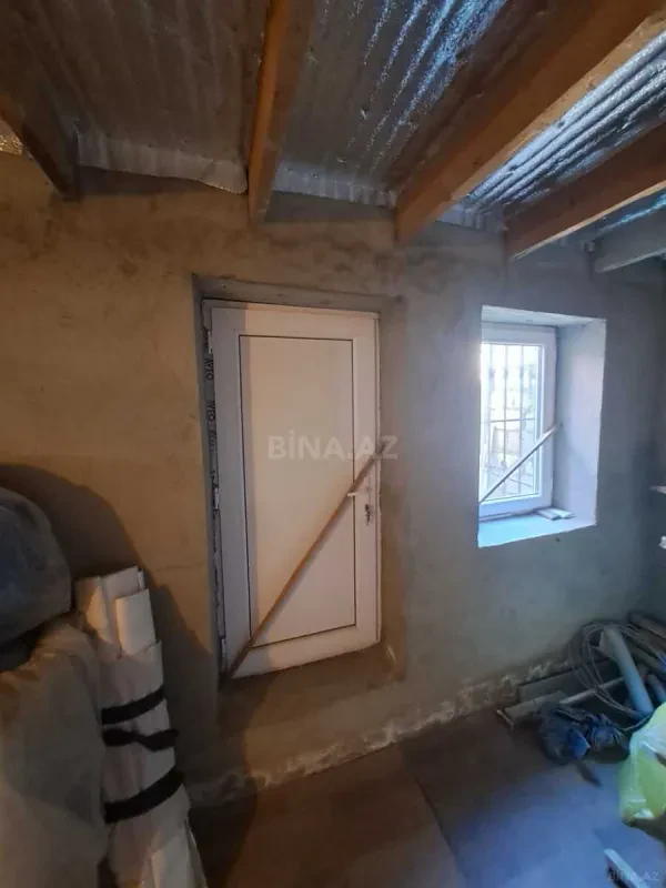 Satılır 4 otaqlı həyət evi 185 m²