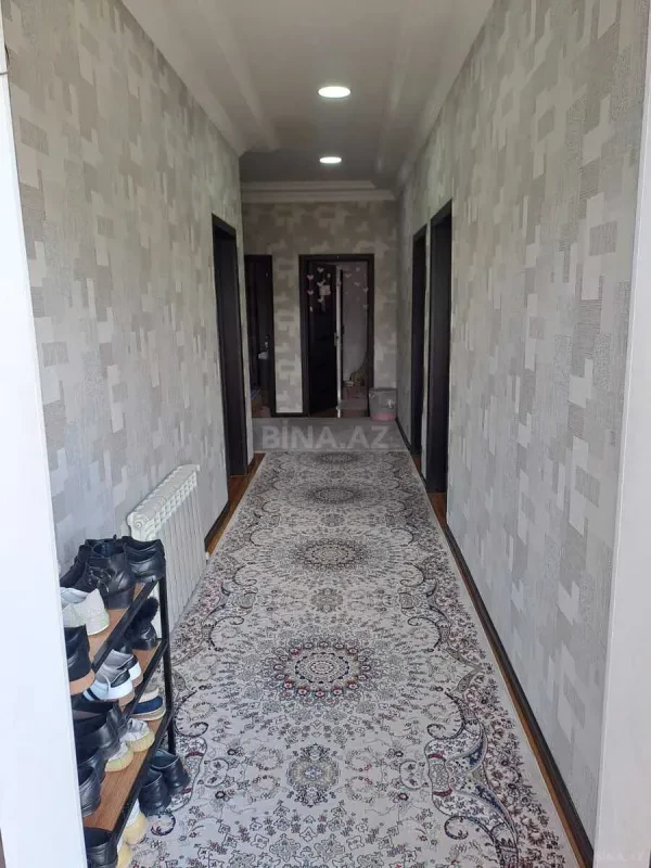 Satılır 4 otaqlı həyət evi 185 m²
