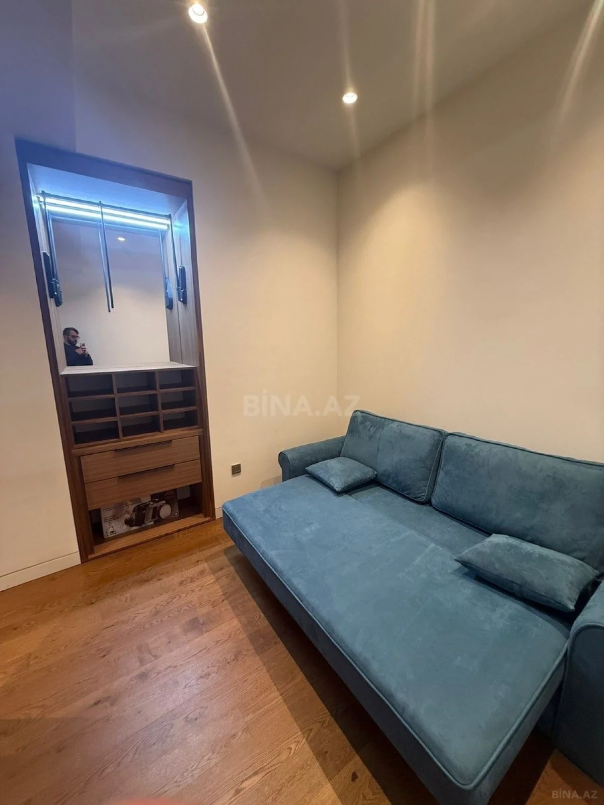 Satılır 3 otaqlı mənzil 93 m²