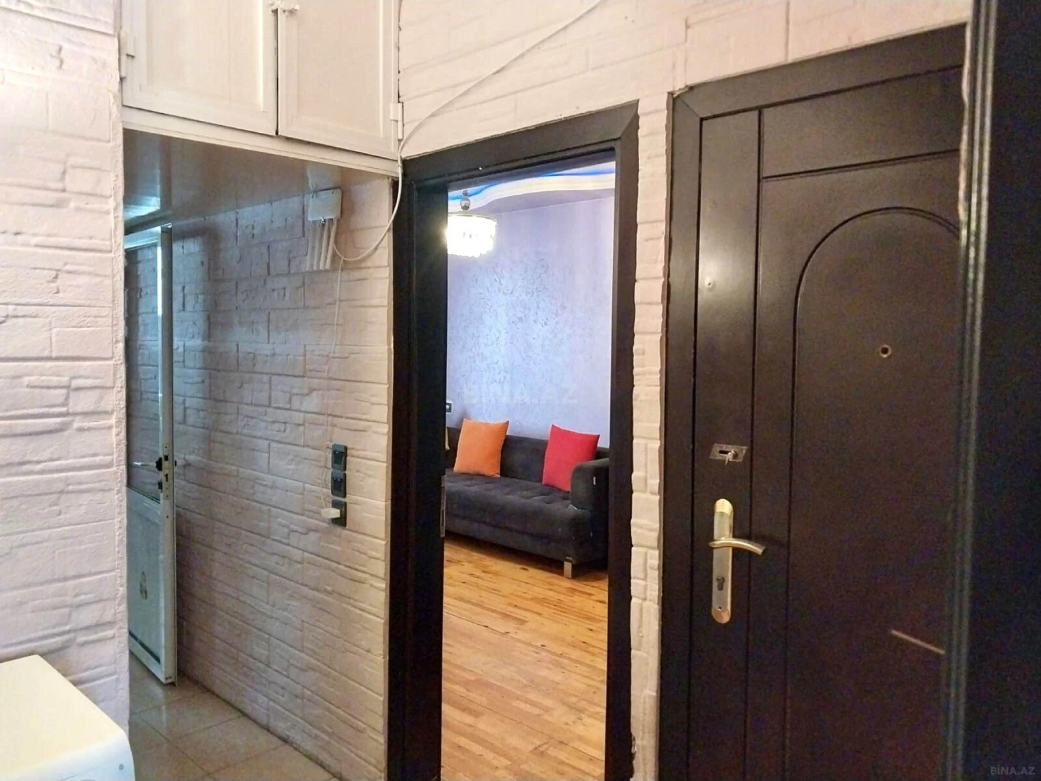 Kirayə verilir 2 otaqlı mənzil 68 m²