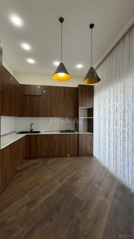 Satılır 4 otaqlı həyət evi 140 m²