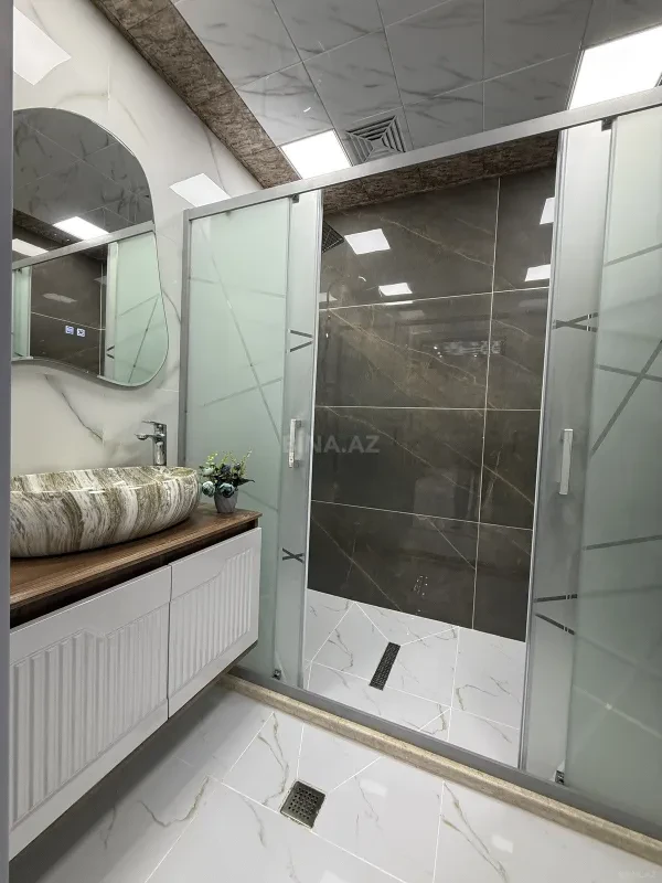 Satılır 3 otaqlı mənzil 106 m²