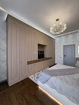 Satılır 3 otaqlı mənzil 106 m²