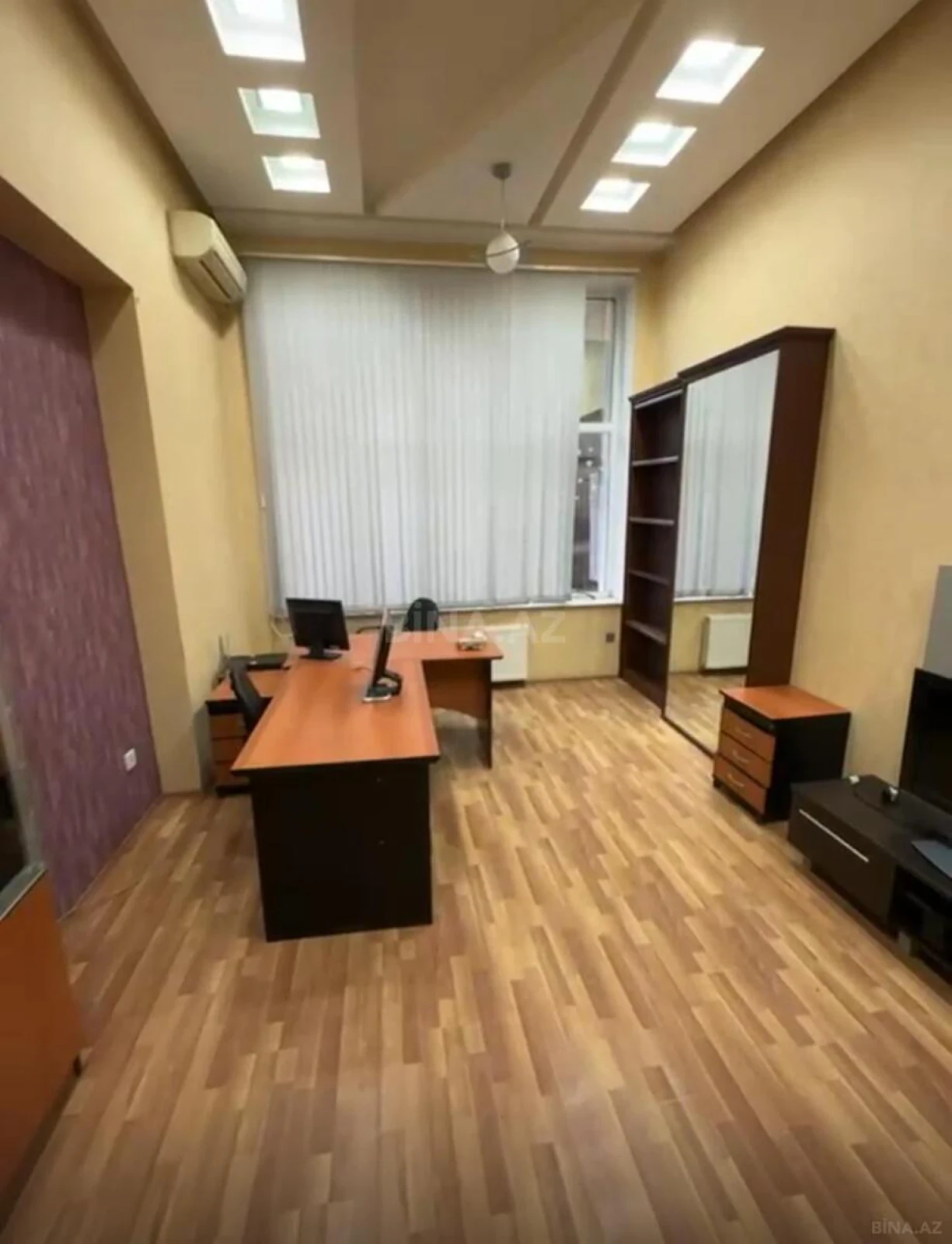 Kirayə verilir 3 otaqlı ofis 75 m²