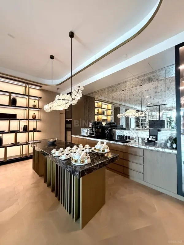 Kirayə verilir 3 otaqlı mənzil 165 m²