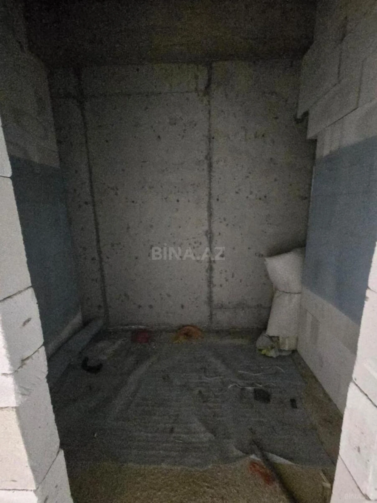 Satılır 1 otaqlı mənzil 52 m²
