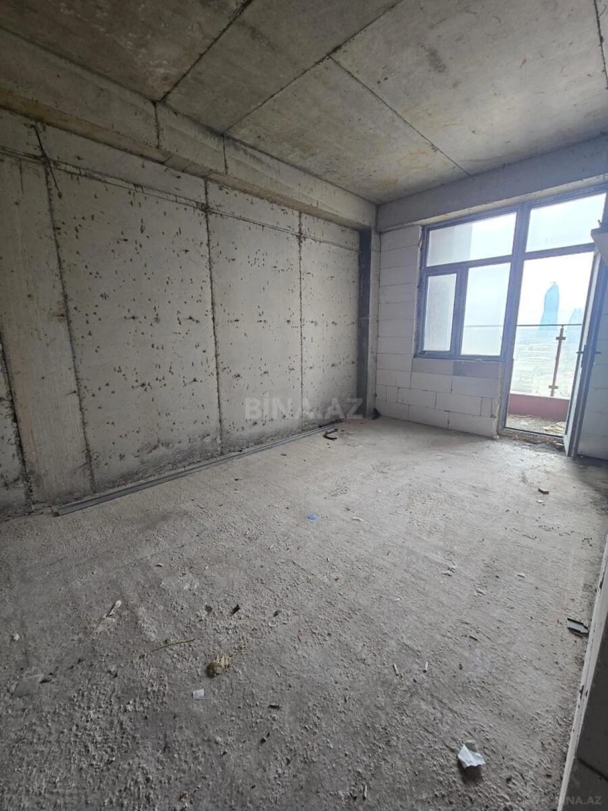 Satılır 1 otaqlı mənzil 52 m²