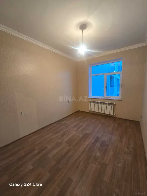 Satılır 4 otaqlı mənzil 100 m²