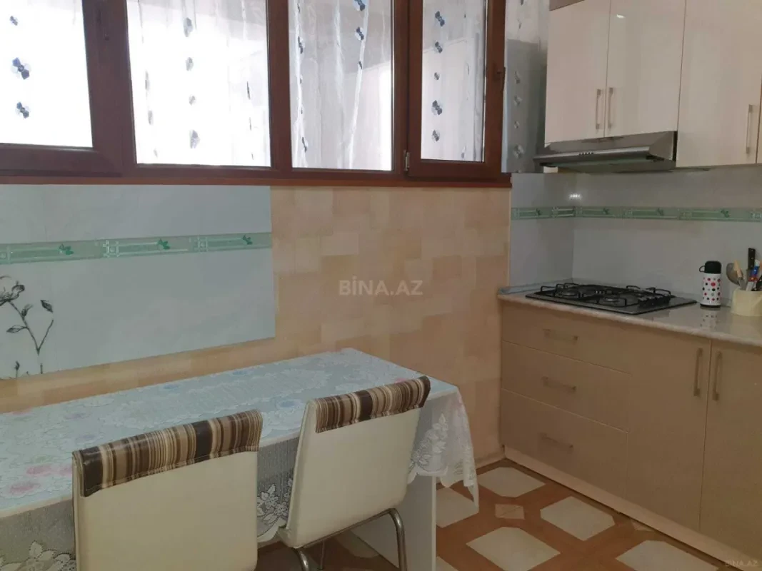 Kirayə verilir 2 otaqlı mənzil 60 m²