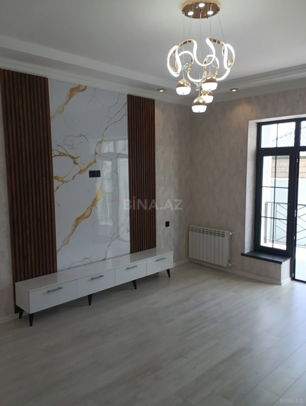Satılır 4 otaqlı həyət evi 130 m²