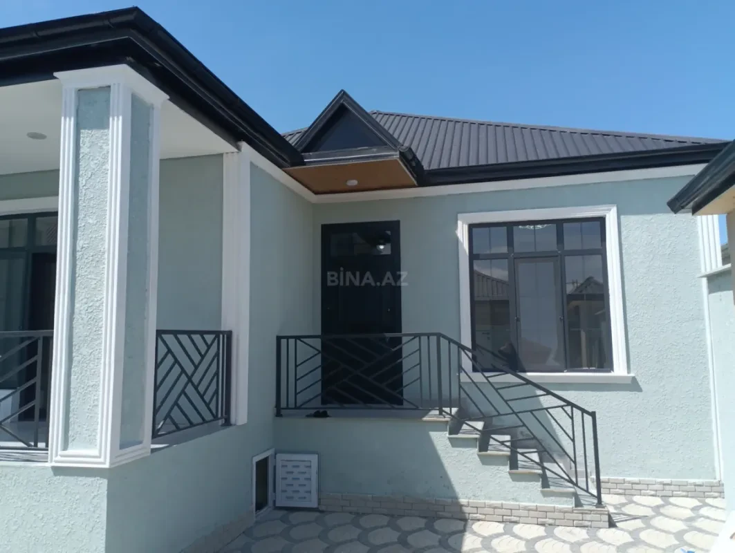 Satılır 4 otaqlı həyət evi 130 m²
