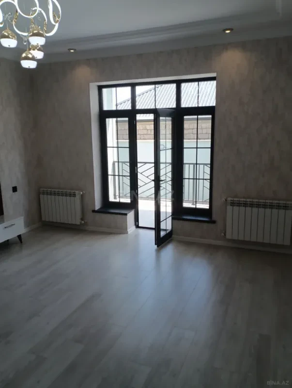 Satılır 4 otaqlı həyət evi 130 m²