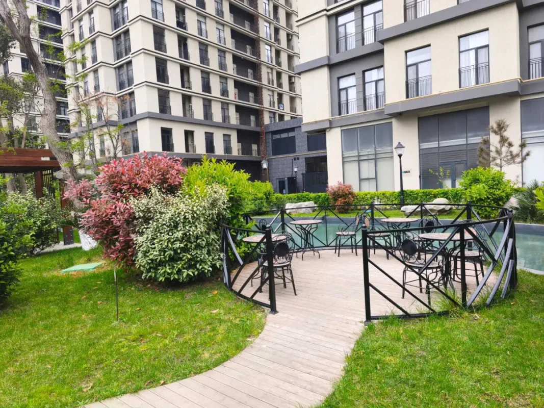 Kirayə verilir 2 otaqlı mənzil 70 m²