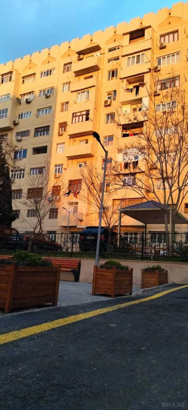 Satılır 2 otaqlı mənzil 60 m²