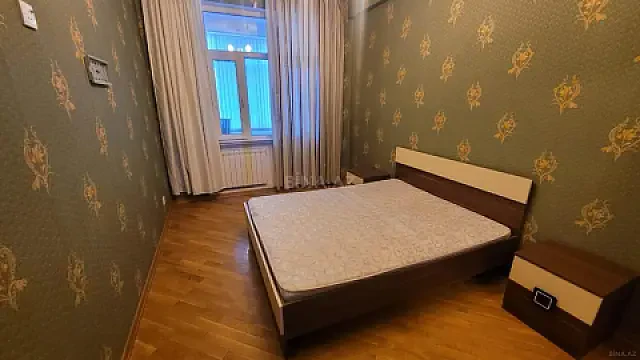 Kirayə verilir 2 otaqlı mənzil 70 m² — Bakı 2 otaq 70.00 m²