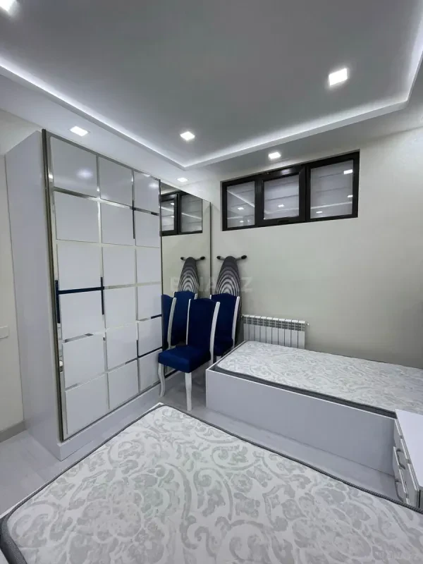 Kirayə verilir 3 otaqlı mənzil 103 m²