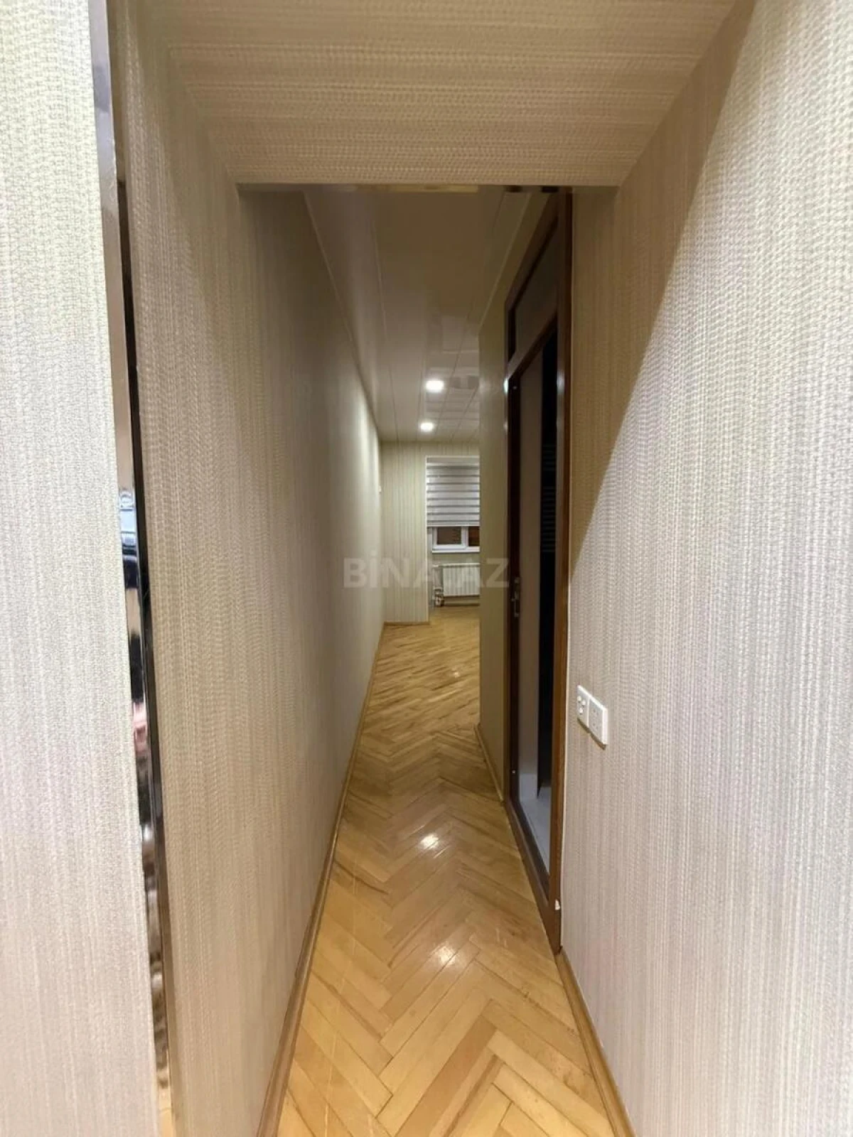Satılır 3 otaqlı mənzil 87 m²