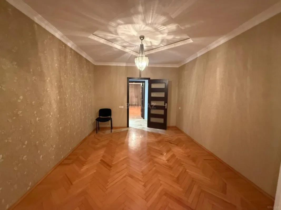 Satılır 3 otaqlı mənzil 87 m²