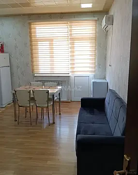 Kirayə verilir 3 otaqlı mənzil 120 m²