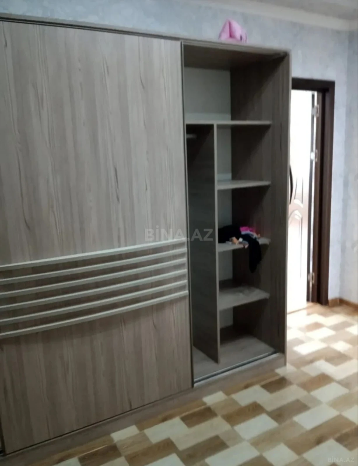 Kirayə verilir 3 otaqlı mənzil 120 m²
