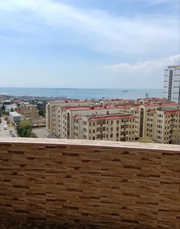 Kirayə verilir 3 otaqlı mənzil 120 m²