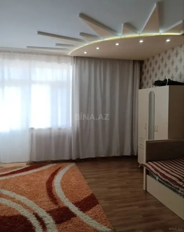 Kirayə verilir 3 otaqlı mənzil 120 m²